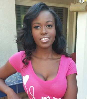 Jobbiecrew S Hot Honey Of The Week Denver Model Jezabel Vessir Jobbiecrew Com