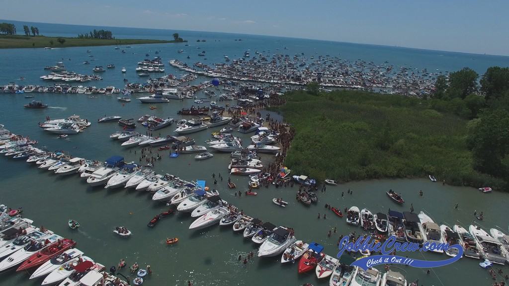 jobbie-nooner-2016-drone-footage-on-gull-island-jobbiecrew