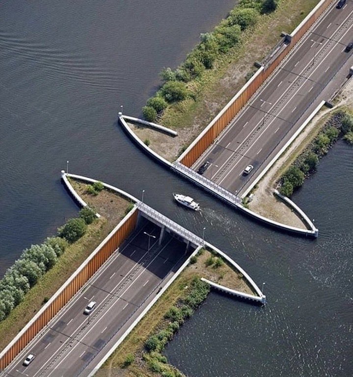 World S Shortest Underwater Tunnel Aqueduct Veluwemeer