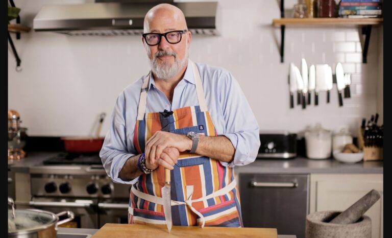 Bizarre Foods’ Andrew Zimmern LIVE @ Traverse City Food & Wine Fest (Sat. Aug. 22, 2026)